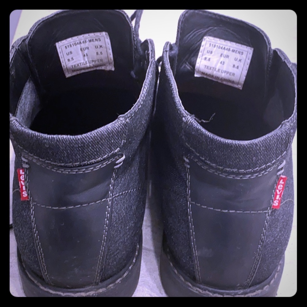Lévis ankle shoes